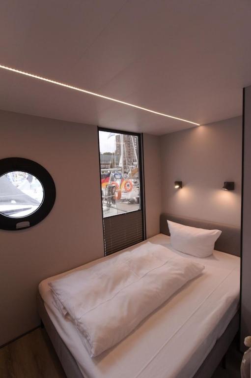 Hausboot Fjord Meeresbrise Mit Dachterrasse In เฟลนส์บวร์ก ภายนอก รูปภาพ